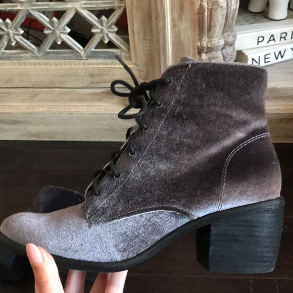 dolce vita velvet booties